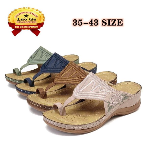 

slippers comfortable, soft, light and non-slip sandals for women in summer. retro wedge-shaped low-heeled shoes platform, Black