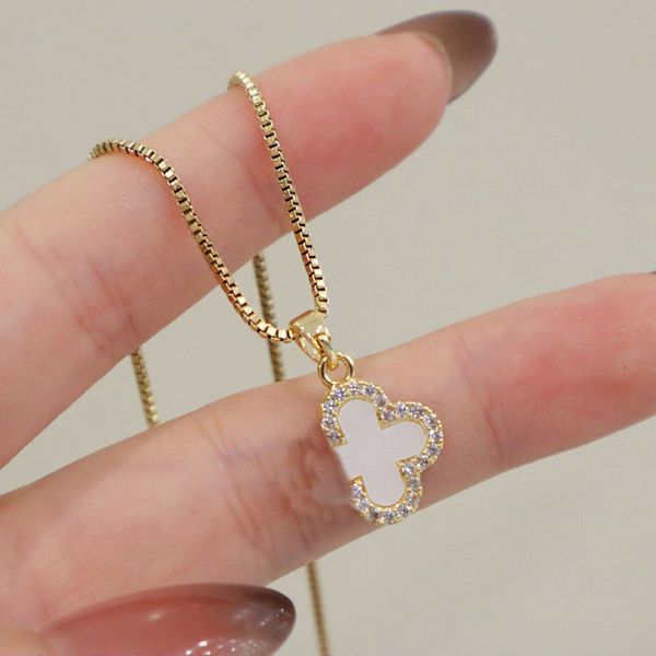 

new diamond inlaid clover necklace double-sided shell clavicle necklace, Silver