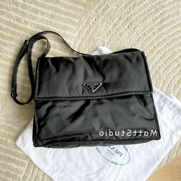 

p handbag luxurys nylon mattstudio messenger bag black triangle messenger bagvaqt