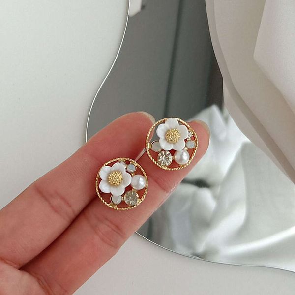 

pearl flower earrings fairy women simple personalized