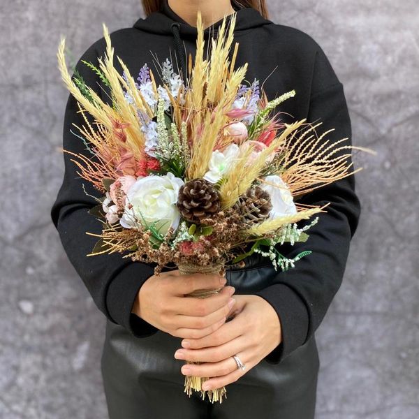 

bridal veils bouquet dry and artificial floral hand, Black