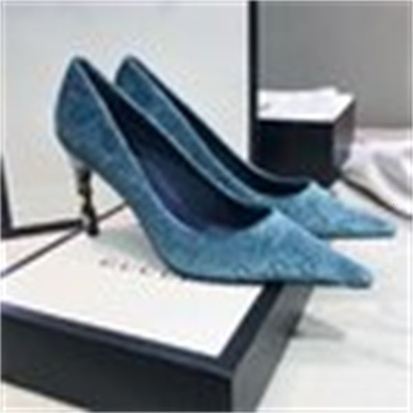 

brand designer luxury wkiv women high heels sandals slippers mules slides pumps loafers ballerinas sneakers dress shoes, Black;white