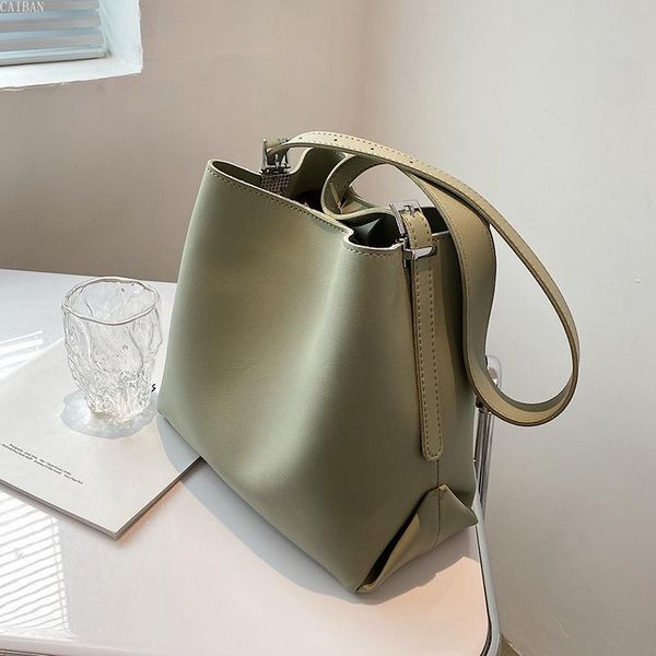 

cross body leather bucket shoulder crossbody bag for women 2021 simple trendy luxury solid color handbags female travel