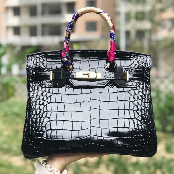 

crocodile leather bag fashion atmosphere portable one shoulder messenger bag high-grade leather women s bag fashion