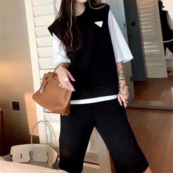 

leisure women tracksuits 3 piece set 3d letters printed triangular vest high waist straight quarter shorts ladies cotton short sleeved t shi, Gray