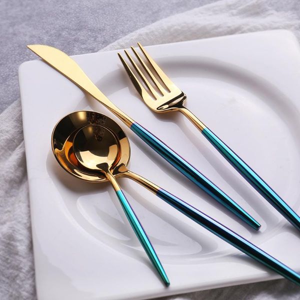Conjuntos de louça de ouro preto prato de jantar sobremesa garfo colher faca talheres de aço inoxidável 18/10 talheres