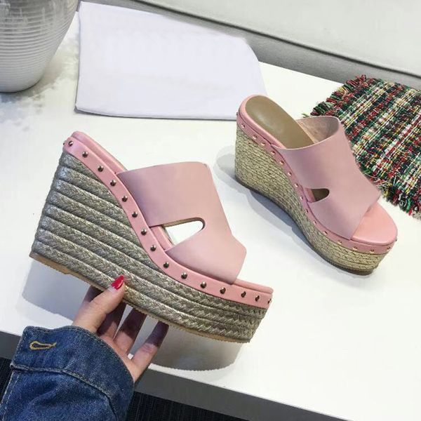 Verão grosso sola chinelos designers corda de cânhamo mulheres sandálias de couro genuíno 10cm inclinação salto marrom sapato sólido mulheres sapatos chinelo sandália