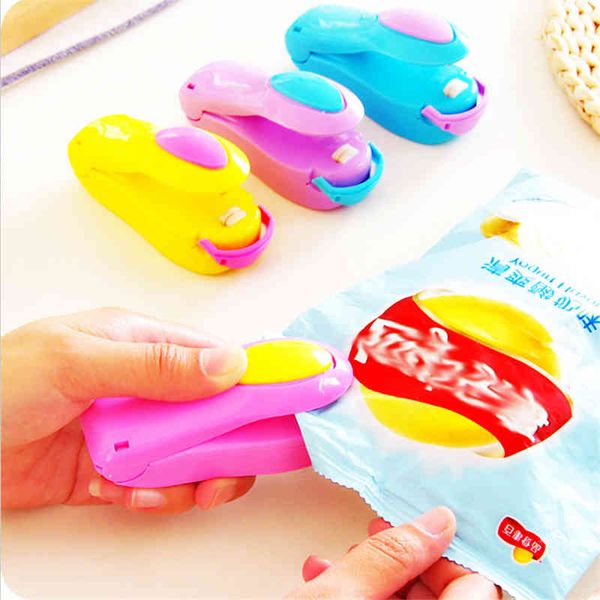 

kitchen accessories gadget mini bag house closure machine kitchen tool vacuum bag clips snack bag sealer heat sealer creative wholesale