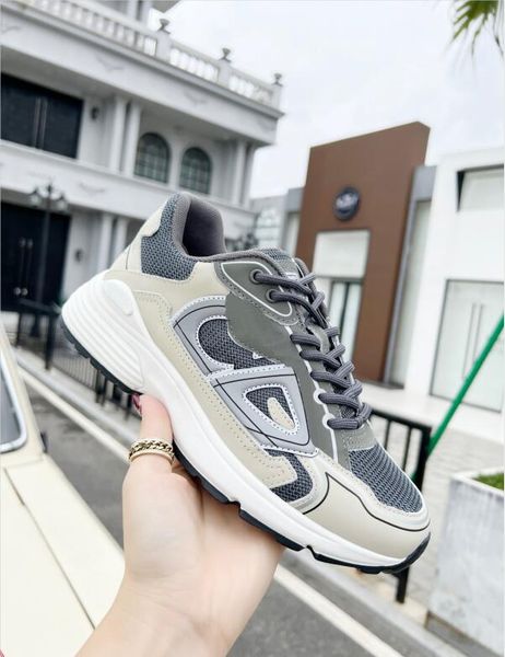 

2021 authentic b30 designers outdoor shoes grey technical mesh calfskin vintage chunky sports sneakers runner trainers lace-up homme sneaker, Black