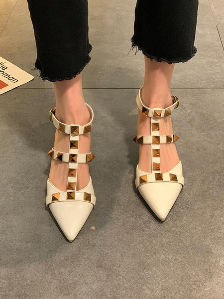 

dress shoes french high heels women's spring 2021 stiletto pointed single net red temperament all-match, Black