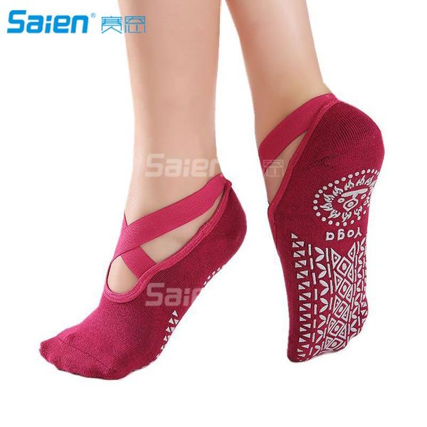 

sports socks yoga non slip skid with grips pilates ballet barre for women, Black