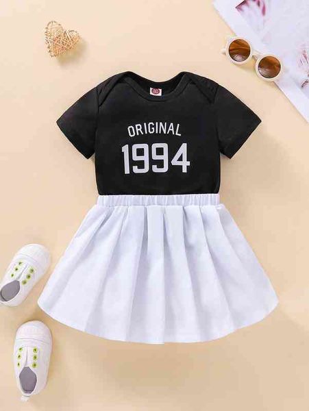 

baby letter graphic tee & pleated skirt she, Blue