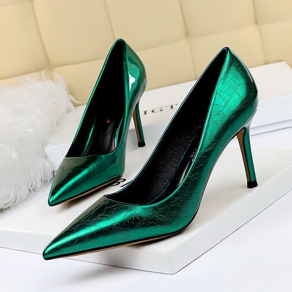 

2021 women 8cm high heels pumps plus size .5 pointed toe luxury valentine lady shoes low heel scarpins yellow green blue pumps, Black