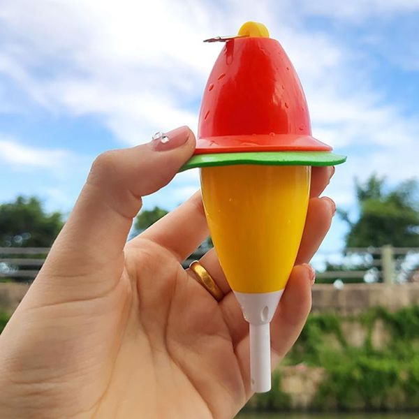 

1pcs automatic fishing float luminous fish bait for sea carp tackle accessories plastic 2021