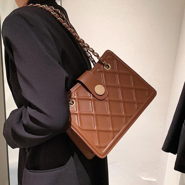 

shoulder bags niche design senior retro bag 2021 female autumn messenger width: 26cm
