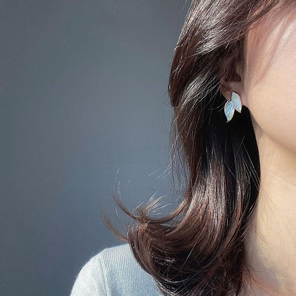 

hoop & huggie women's earrings summer grey leaf ear clip pendant gold color vintage metal retro earring 2021 trendy fashion female jewe, Golden;silver