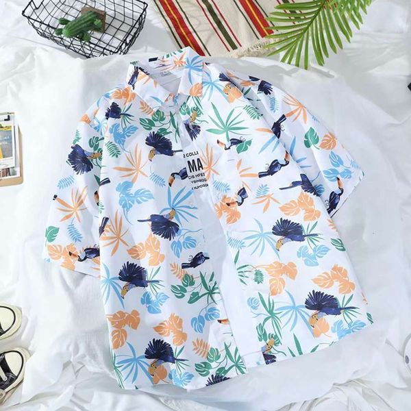 

men's casual shirts shirtchic flower 5 / 4 chao brand beach summer thin shirt leisure student travel short sleeve zgtt, White;black