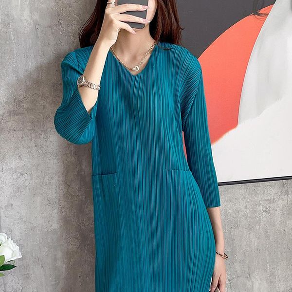 

casual dresses autumn miyak pleated fashion women loose large size o-neck pocket dress tide, Black;gray