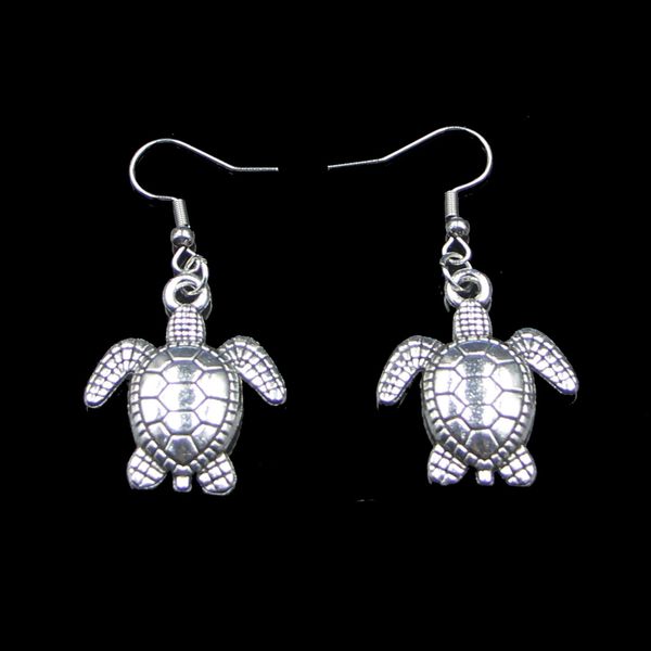Yeni moda el yapımı 26*23mm kaplumbağa kaplumbağa deniz küpeleri paslanmaz çelik kulak kancası retro küçük nesne takılar kadınlar için basit tasarım kız hediyeleri