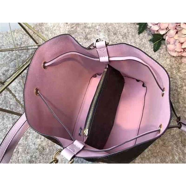 

70% off design handbag wholesale orignal real leather fashion famous shoulder tote designer handbags presbyopic shopping bag purse luxury me