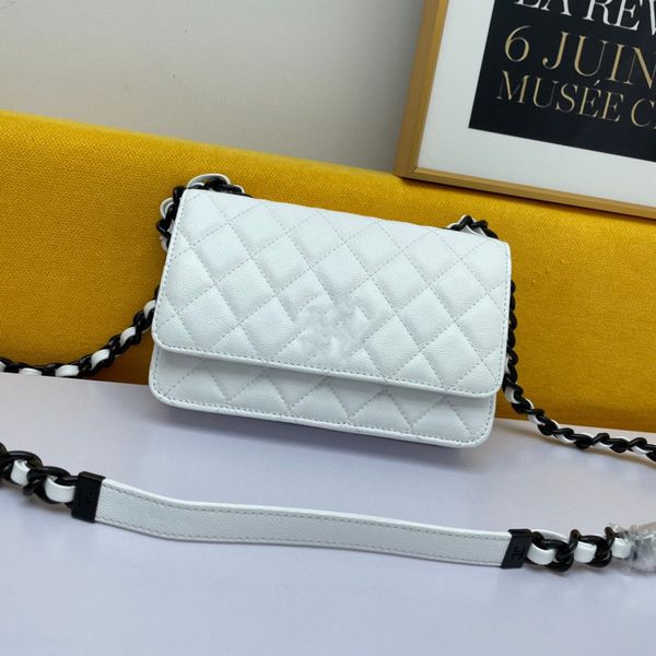

2021 new women's versatile trend messenger bag