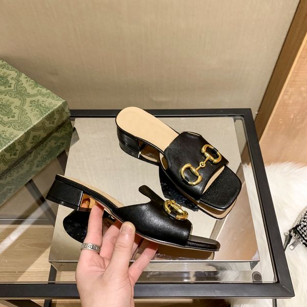 

2021 luxury designer ladies leather sandals summer slippers fashion low heel slippers with box size 35-40, Black
