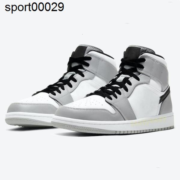 

new men basketball shoes jumpman 1 1s bred royal black chicago toe court purple white mid light smoke grey pale ivory chaussures trainen3d4n