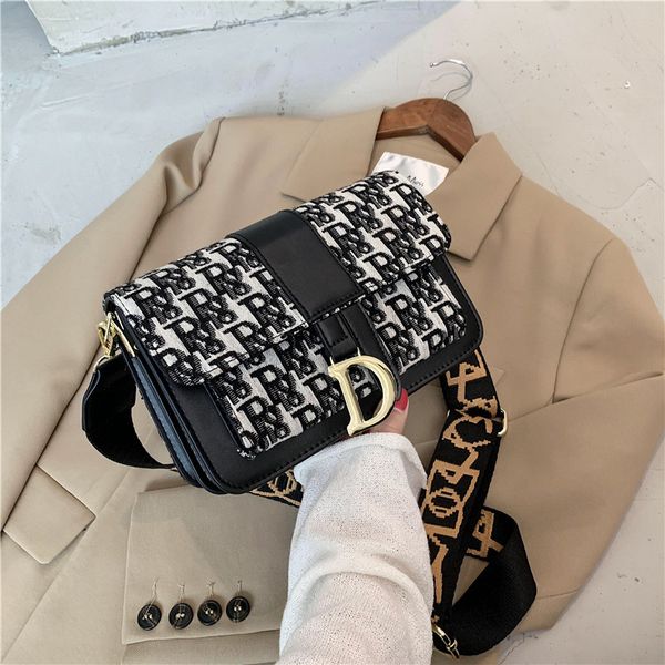 

factory direct sale 75% off wanghong women's 2021 new simple texture wide strap messenger versatile single shoulder small square bags