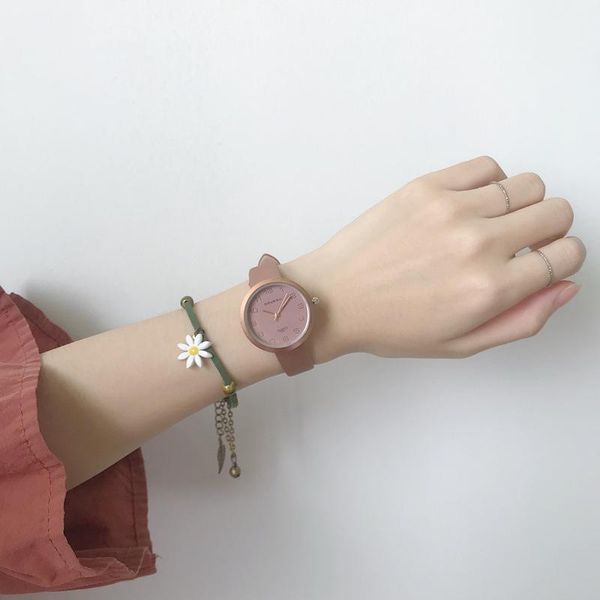 

wristwatches retro brown ladies watches 2021 fashion women simple number dial female quartz watch woman leather clock, Slivery;brown