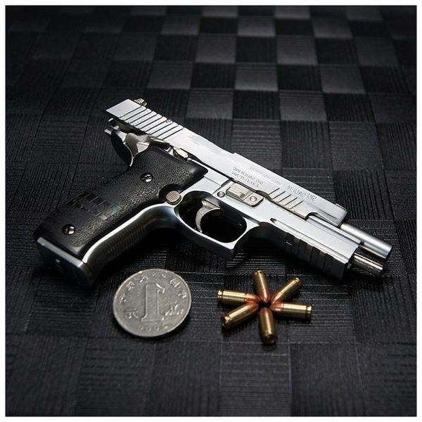 

351: 2.05 boy gift simulation alloy toy all metal model shell throwing gun cannot be fired