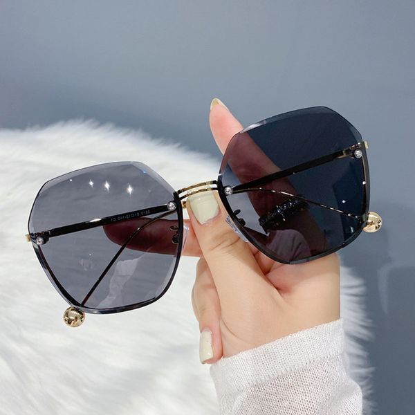 

sunglasses women's cut edge metal sunglasses yk3610, White;black