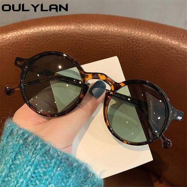 

sunglasses oulylan retro round men brand designer vintage small sun glasses women fashionable korean style eyewear green uv400, White;black