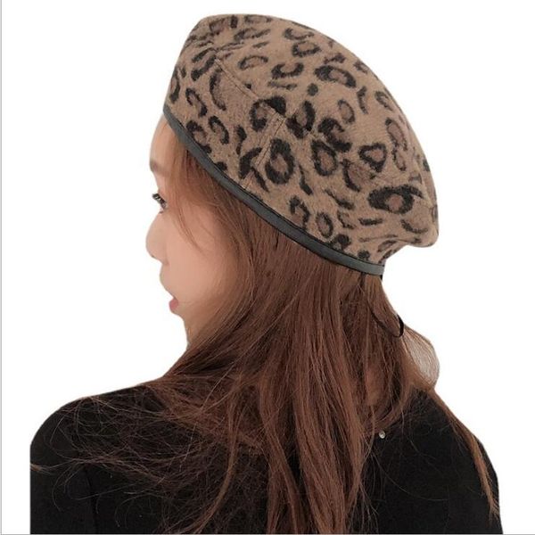 

autumn and winter ladies woolen personality leopard berets hats caps gsbl008a fashion simple retro elegant painter all-match octagonal hat, Blue;gray