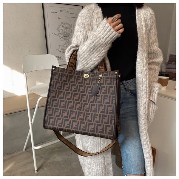 

65% off store online big bag new fashion korean version fashionable atmosphere handbag simple and versatile high-capacity women's tote