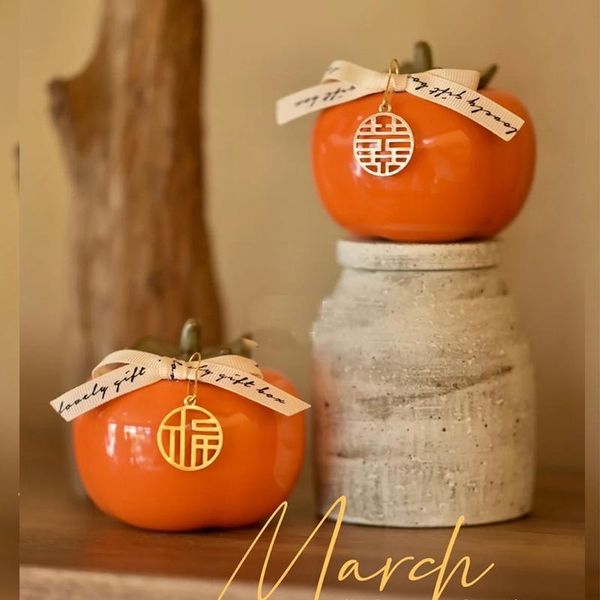 

gift wrap wedding candy box with hand finished chinese