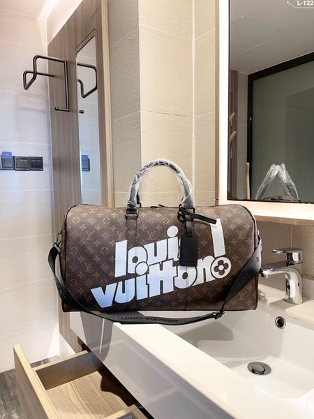 

2021 luxury fashion women high-quality travel luggage bag brand designer handbags large capacity sports duffel bags totes 006