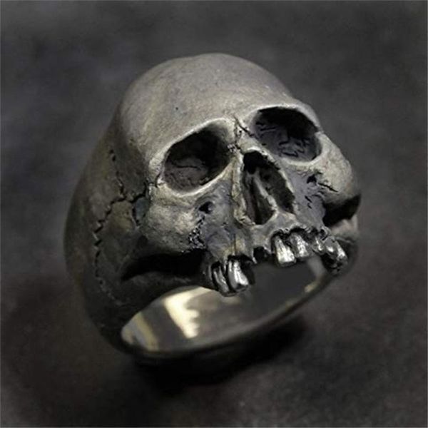 

cluster rings retro fashion punk skull ring male trend line hip-hop gothic party jewelry locomotive accessories anniversary gift wholesale, Golden;silver
