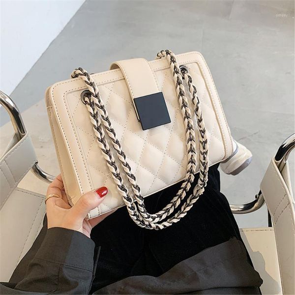 

evening bags celinv koilm embroidered thread bag fashion trendy female messenger rhombus chain wild shoulder1