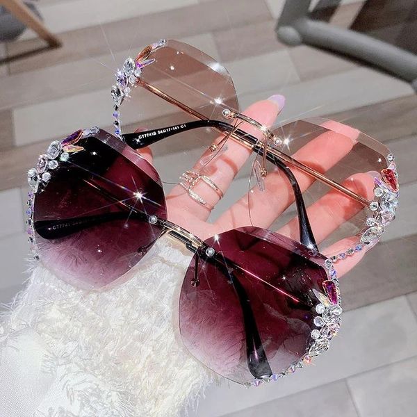 

fashion retro frameless rhinestone sunglasses men and women trend, White;black