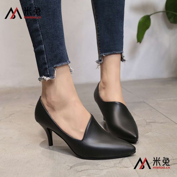 

fashion single sho women's spring and summer pointed high heels versatile thin heel black light mouth small leather