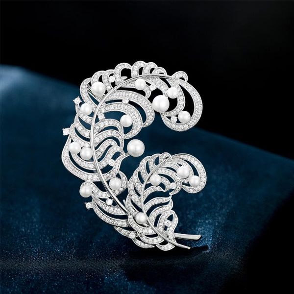 

christmas decorations pearl feather brooches luxury corsage brooch accessories women weddings pins mom's gifts party pin year
