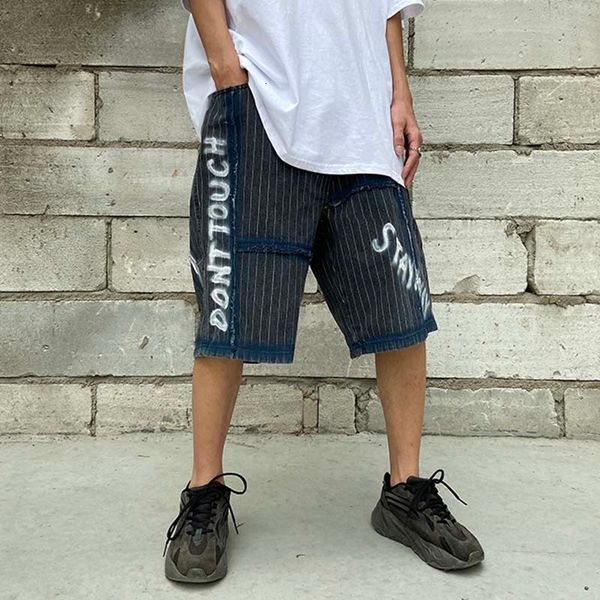 

men's shorts hip hop letter striped hole graffiti torn men's shorts oversize in a straight, casual retro line summer denim five pa, White;black