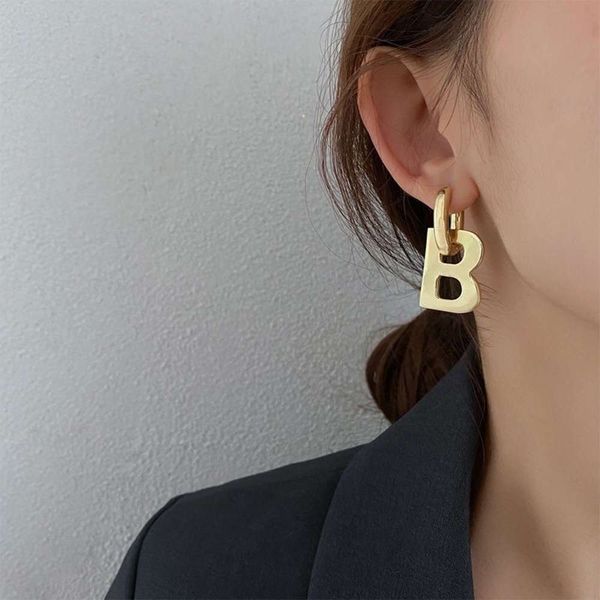 

metal letter earrings fashion personalized simple fashion
