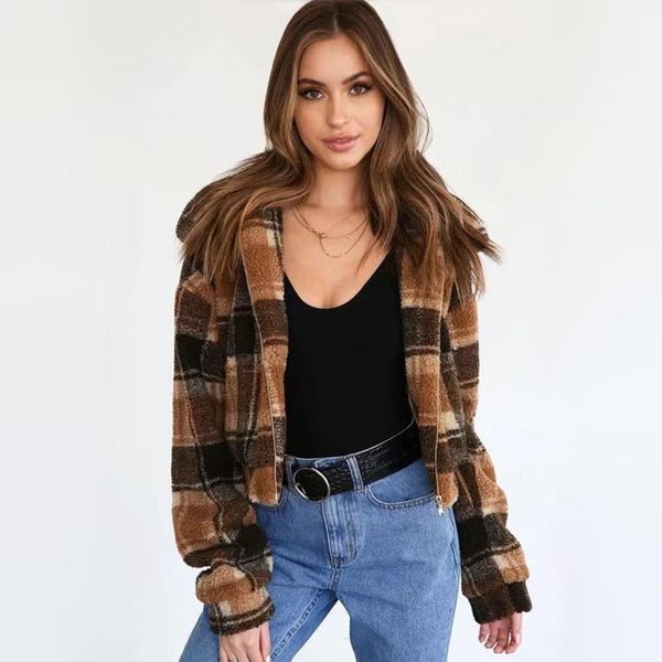 

women's jackets winter lambs wool coat lapels, europe and the united states fan sell like cakes plaid zipper maomao jacket, Black;brown