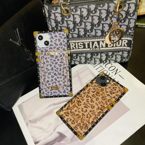 Leopardo Imprimir Capa Quadrado Metal Pulso Suporte Caso para iPhone 13 12 Pro Max mini 11 XR X XS Max 7 8 Plus SE 2022 Capa Moda Cool Alta Qualidade