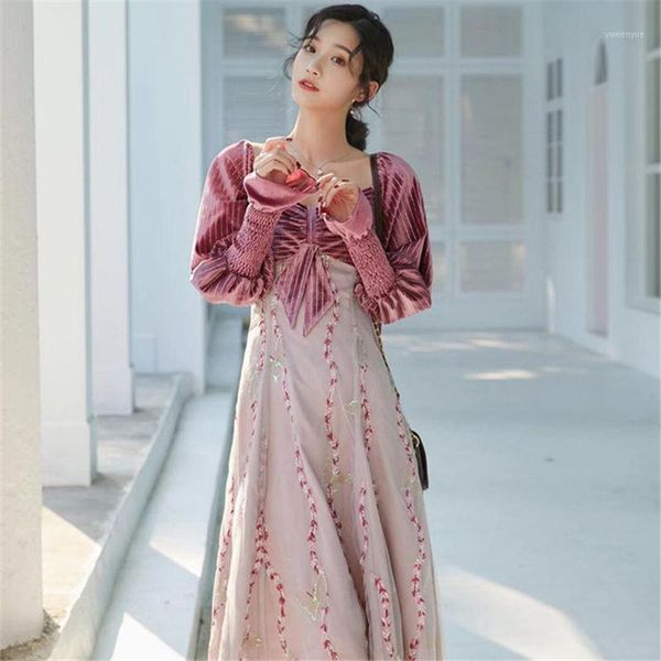 

casual dresses autumn and winter velvet splice embroidered square collar bow retro mid-calf women vestidos fashion streetwear 2021, Black;gray