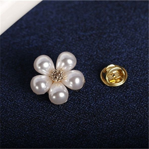 

uqd japan and south korea fragrance s small daisy pinexquisite pearl brooch anti light small button shirt collar brooches pin shawl button, Gray