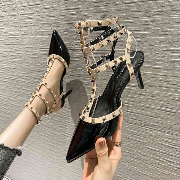 

1565-a21 summer 2021 high women's thin heels versatile pointed rivet wrapped roman sandals, Black