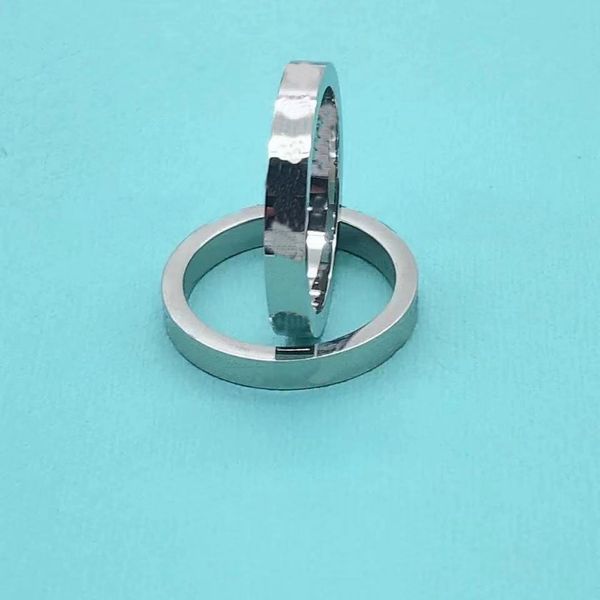 

2021 classic three diamond english letter gold and silver couple ring ring simple original gift box packaging