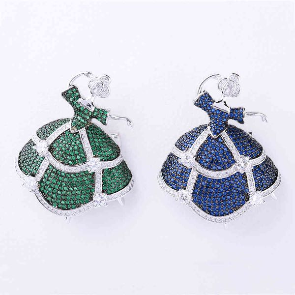 

grade cubic zirconia pave ballet girl brooch, Gray